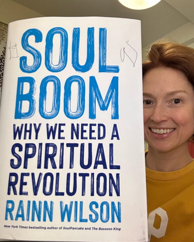 Promoting Rainn Wilson's book (new Insta post)