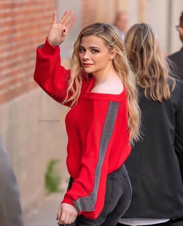 Waving in red