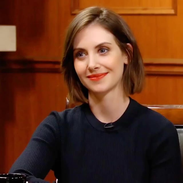 Dreamy eyes and the cutest smile (Larry King Live, 2017)