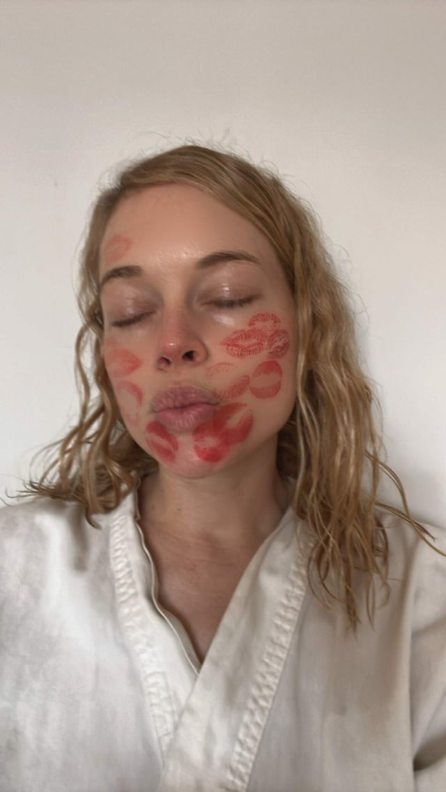 Kisses filter from Instagram